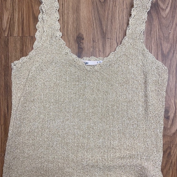 Francescas Carolyn Scalloped Edge Sweater Tank Top - Picture 2 of 3